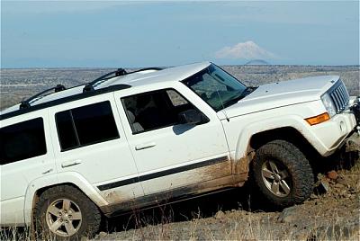 Click image for larger version. 

Name:	jeep9 (640x428).jpg 
Views:	164 
Size:	61.1 KB 
ID:	483